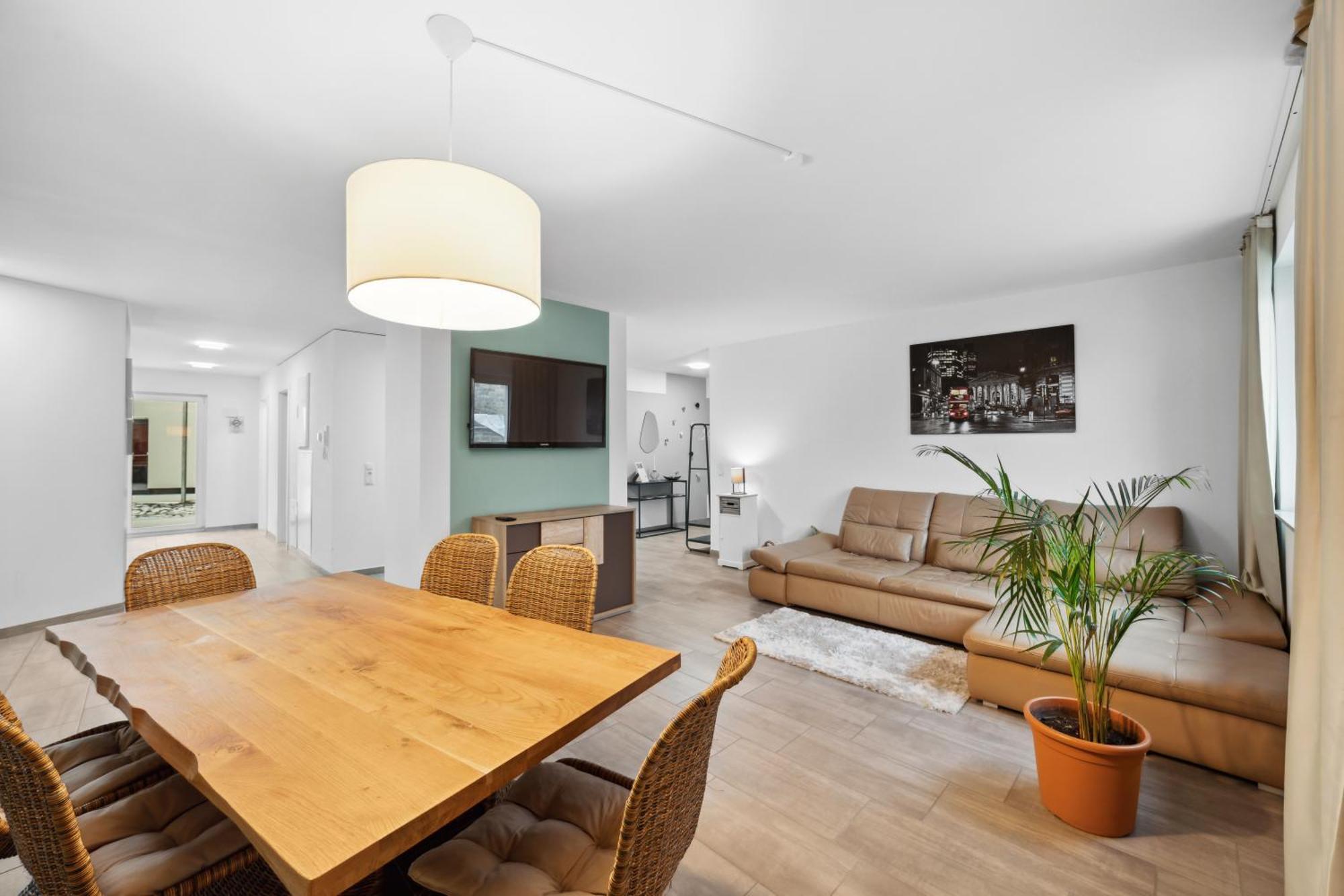 Sali Homes Spacious Apartment With Terrace In City Center Bayreuth Eksteriør bilde