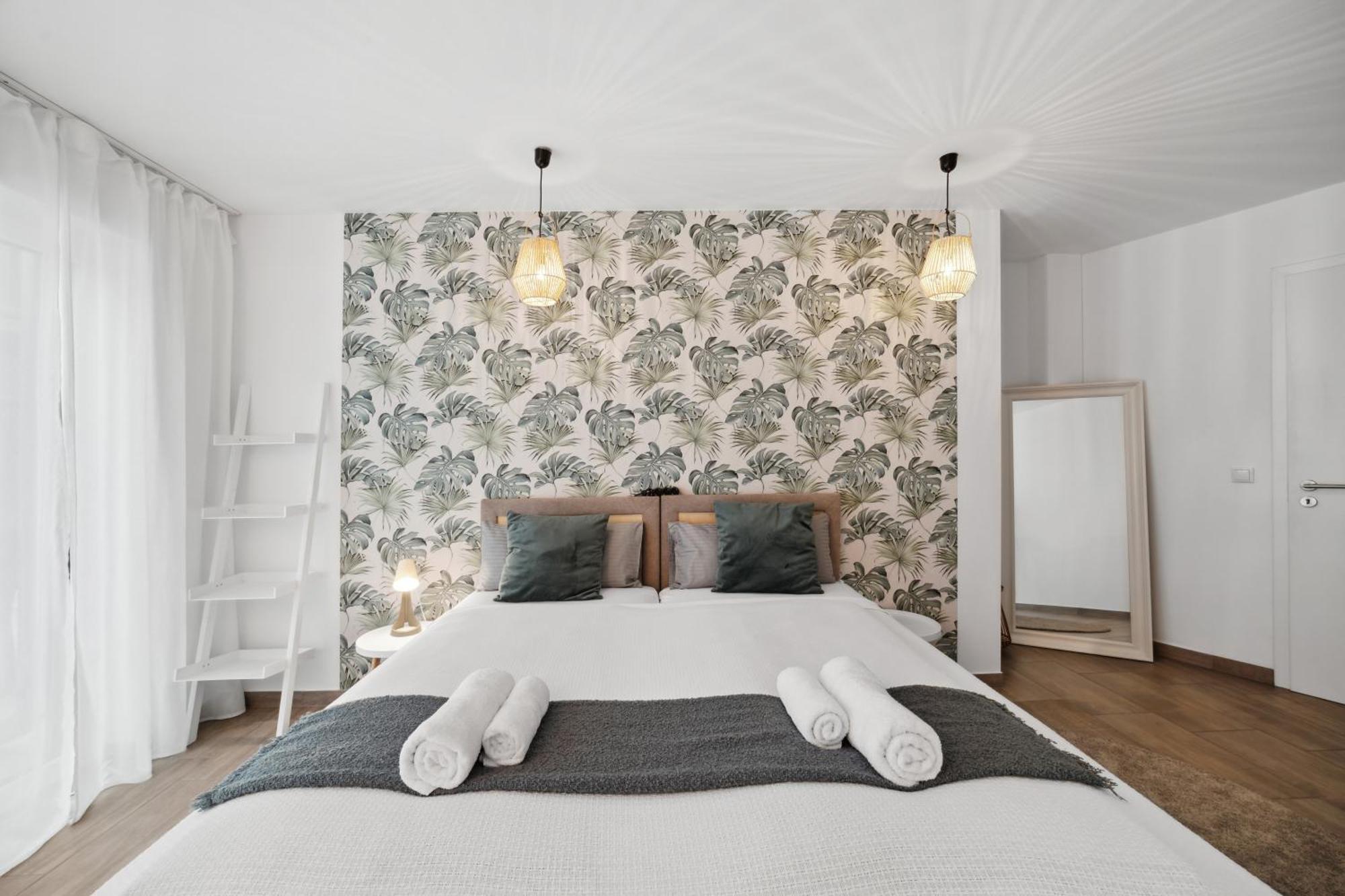 Sali Homes Spacious Apartment With Terrace In City Center Bayreuth Eksteriør bilde